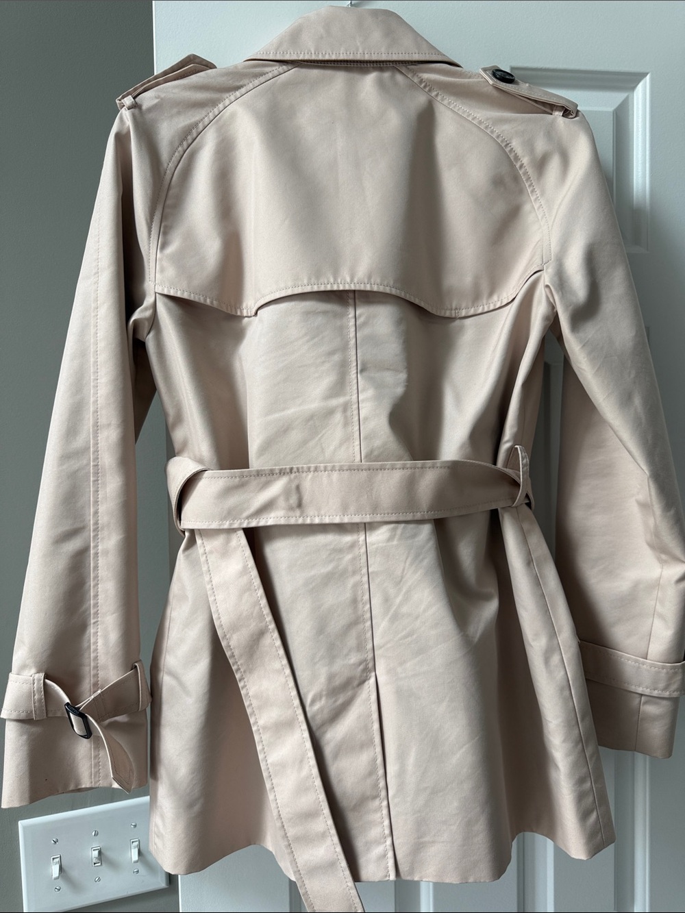 Coach short trench coat- size small - Picture 5 of 6